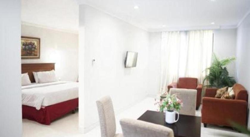 Sofyan Hotel Soepomo Jakarta Exterior photo
